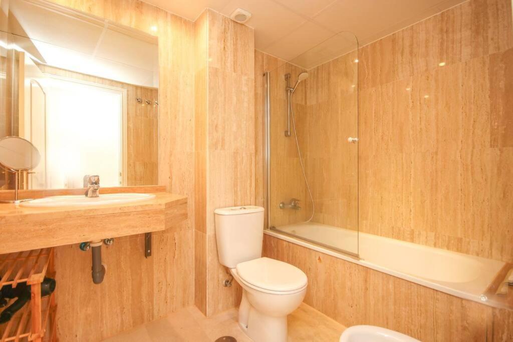 Lovely 2 Bedroom Apt Near Golf Los Lagos Elviria Marbella Exterior foto