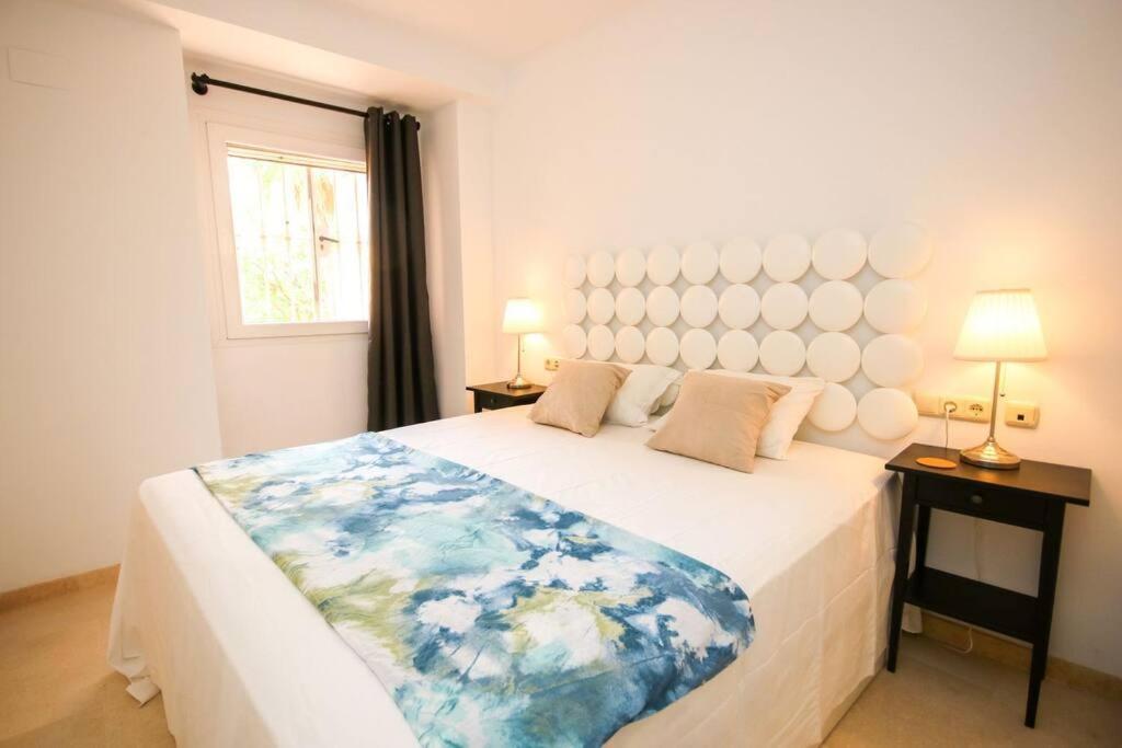Lovely 2 Bedroom Apt Near Golf Los Lagos Elviria Marbella Exterior foto